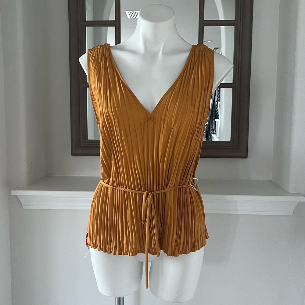 Vince Pleated Peplum Top Blouse in Gold Orange, Size M New with Tag - Picture 8 of 8